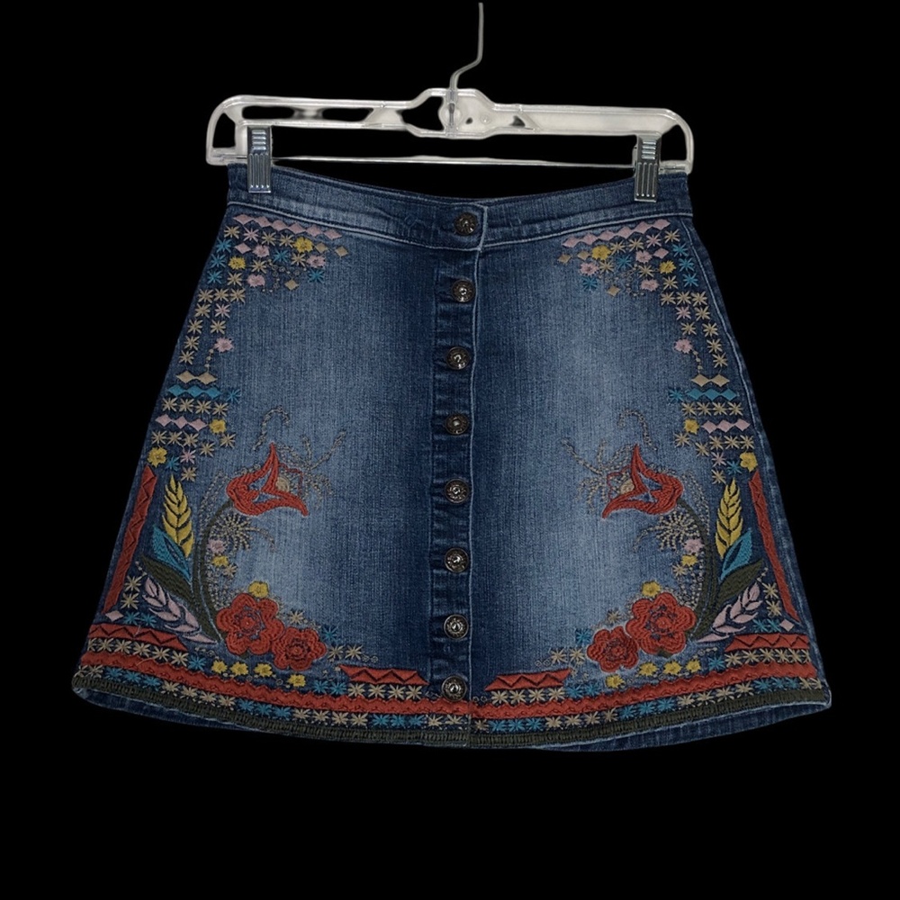 Sneak Peek Blue Denim Embroidered Bohemian Skirt Size Small - Picture 3 of 14